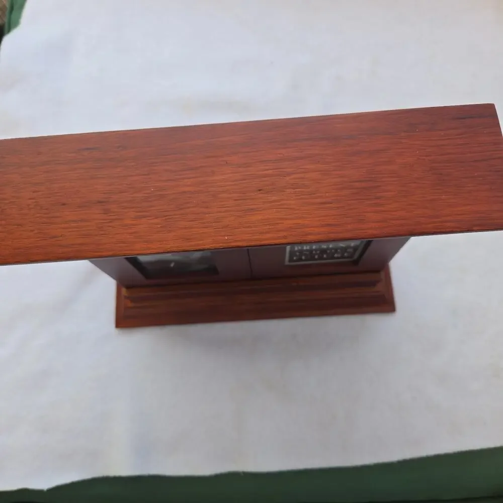 Picture Photo Frame Mantle Design For Our Past, Our Present and Our Future Decor